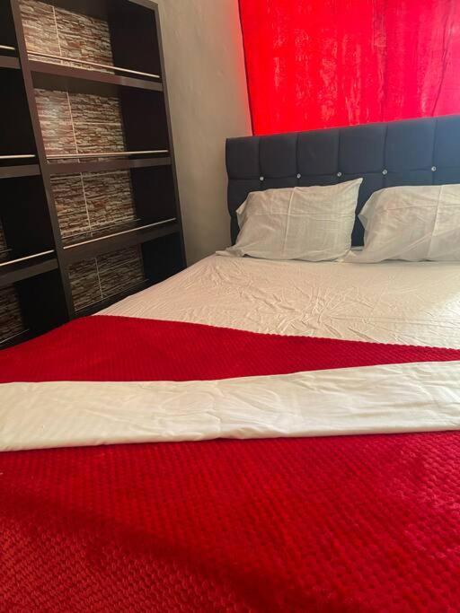 Relajante Apartamento Central A 15 Min Del Estadio Apartamento Medellín
