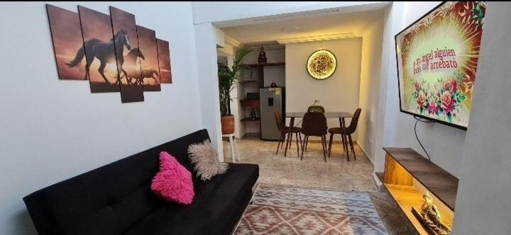 Entero A 800metros Estación Poblado Apartamento Medellín
