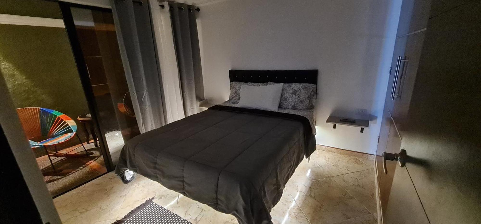 Entero A 800metros Estación Poblado Apartamento *