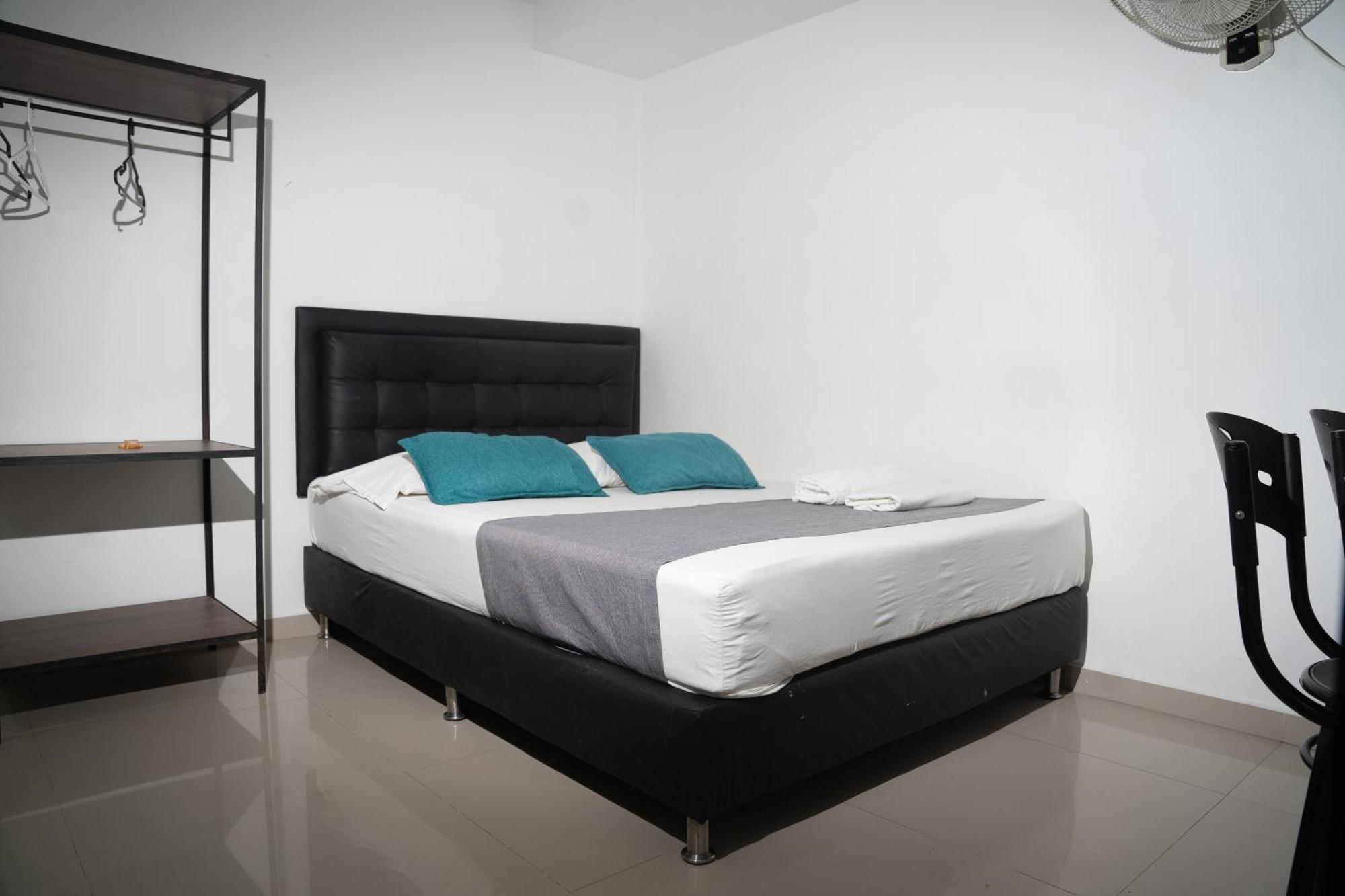 Hotel Laureles De Aburra *