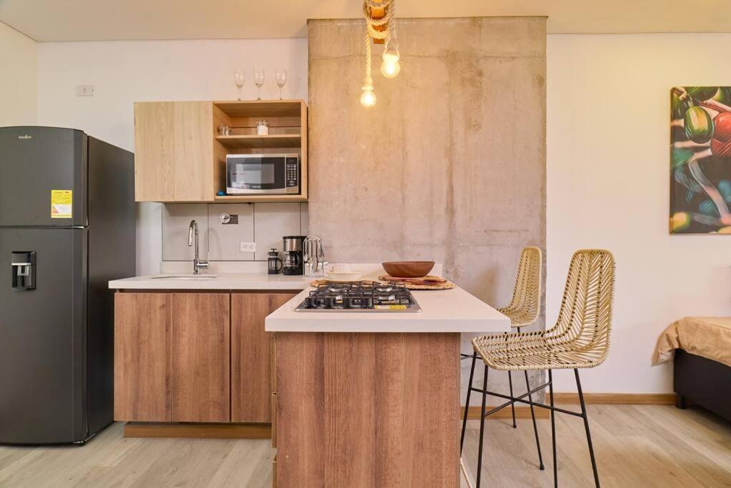 Apartamento Lujoso Cerca Del Estadio Piso 6to Medellín