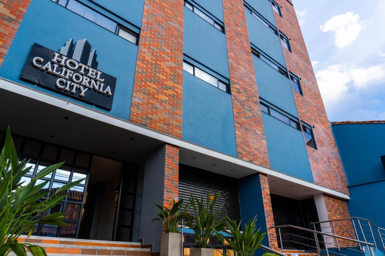 California Center Hotel 3*