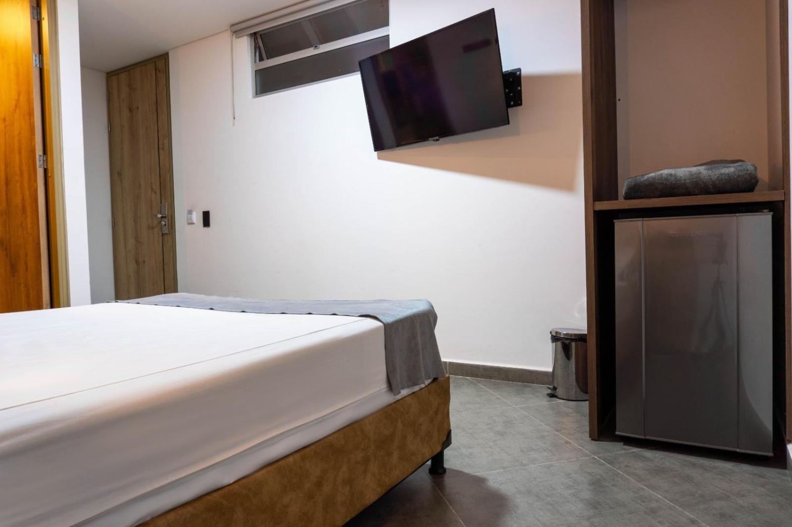 Hotel California Center