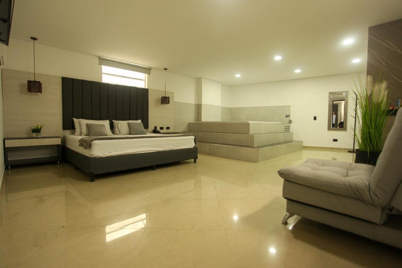 California Center 3*