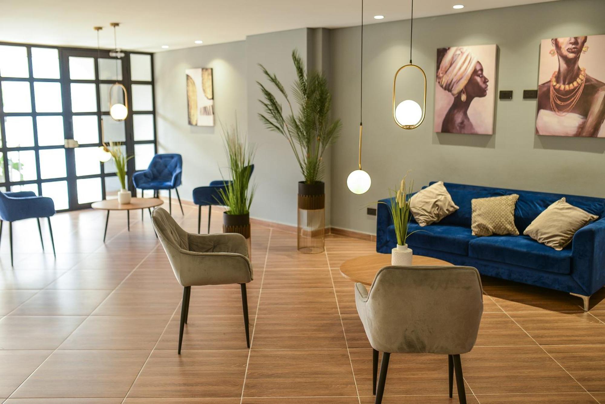 California Center 3* Medellín