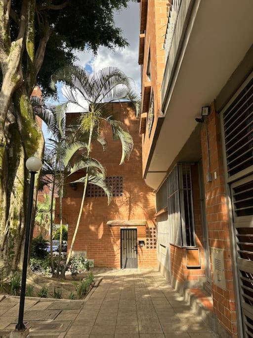 Nuevo Laureles-estadio 500 Mb Internet Apartamento Medellín