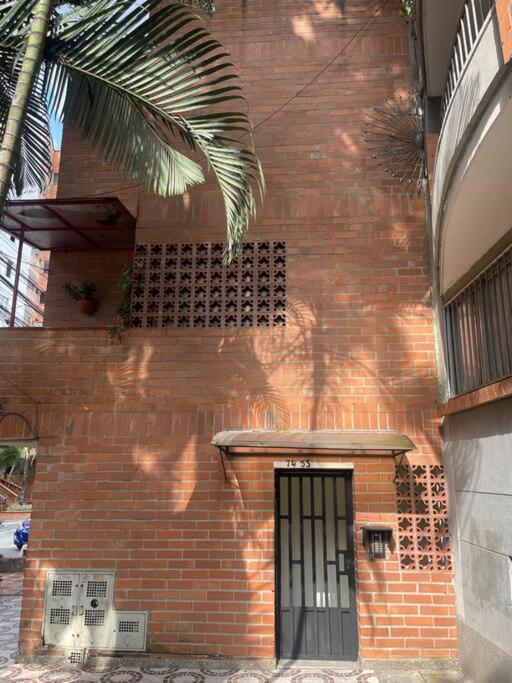 Apartamento Nuevo Laureles-estadio 500 Mb Internet