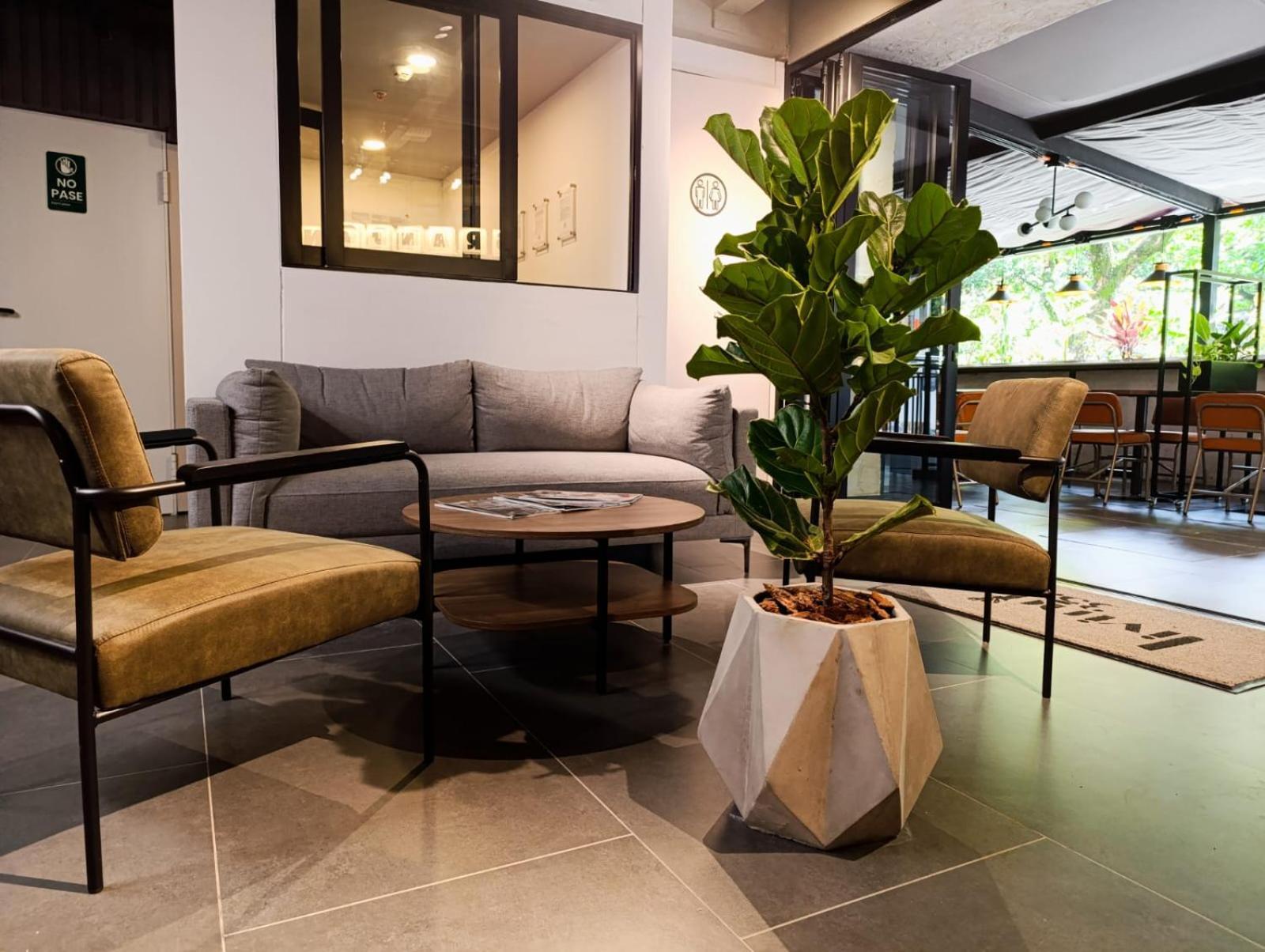 Living 35 Hotel 4*