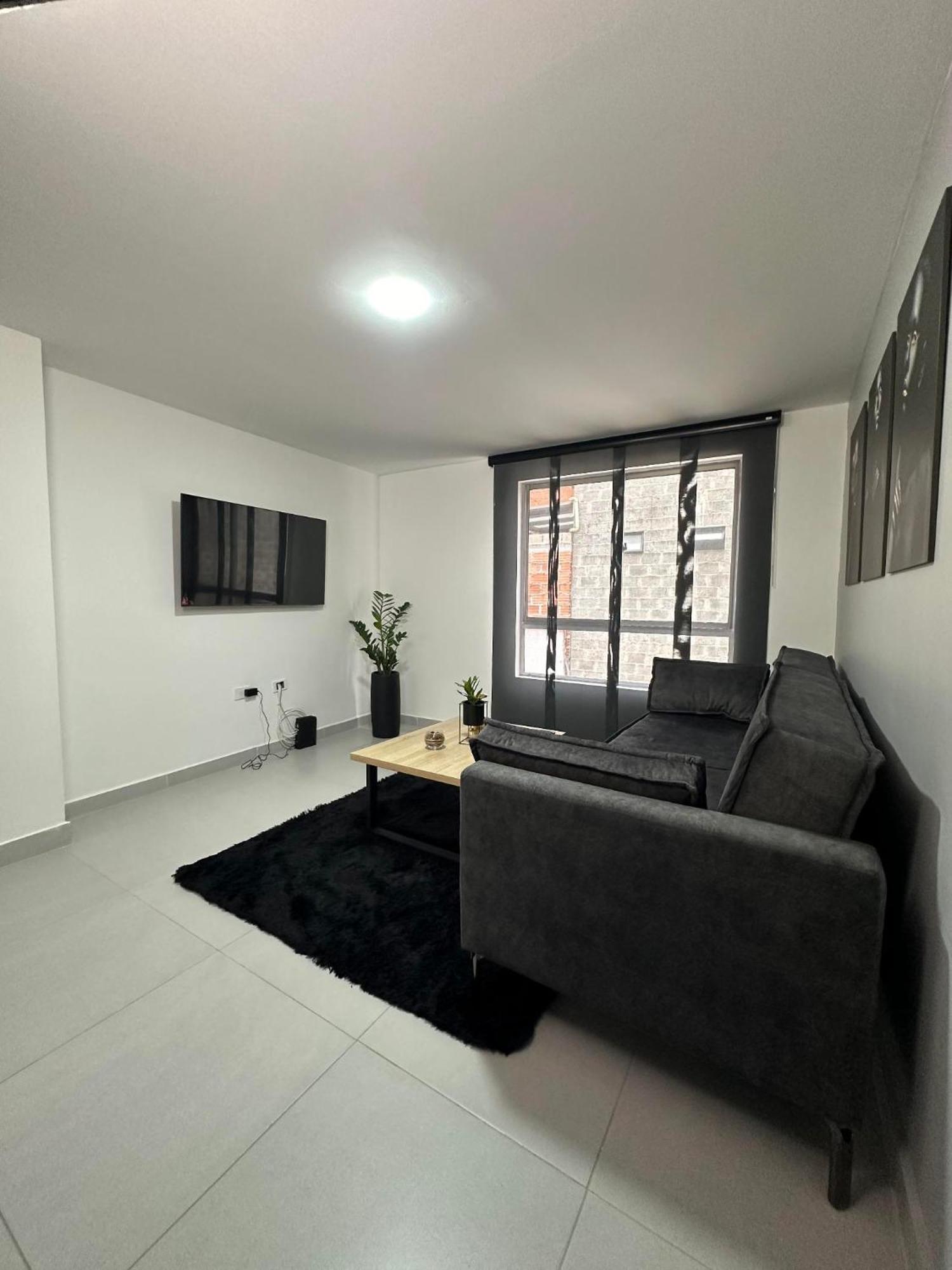 Apartamento Modernos Cerca Al Poblado *