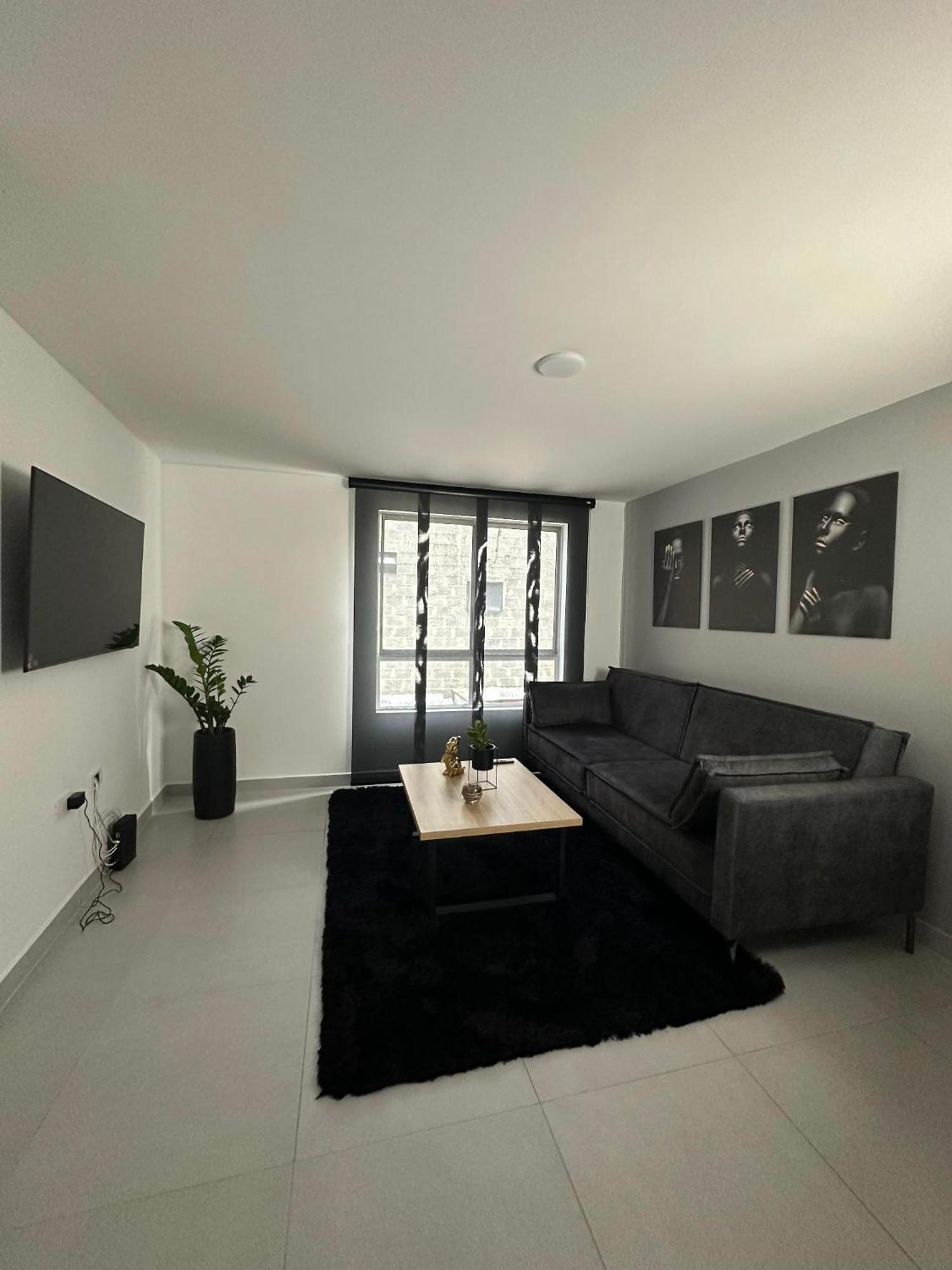 Apartamento Modernos Cerca Al Poblado *