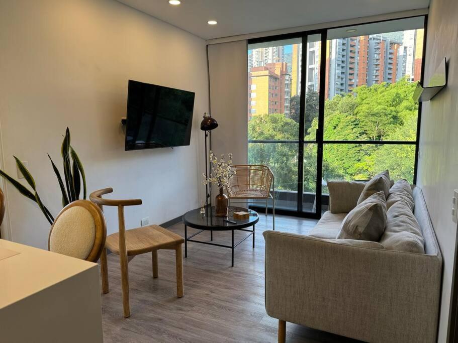 Super Apto, Ac, Poblado Apartamento *