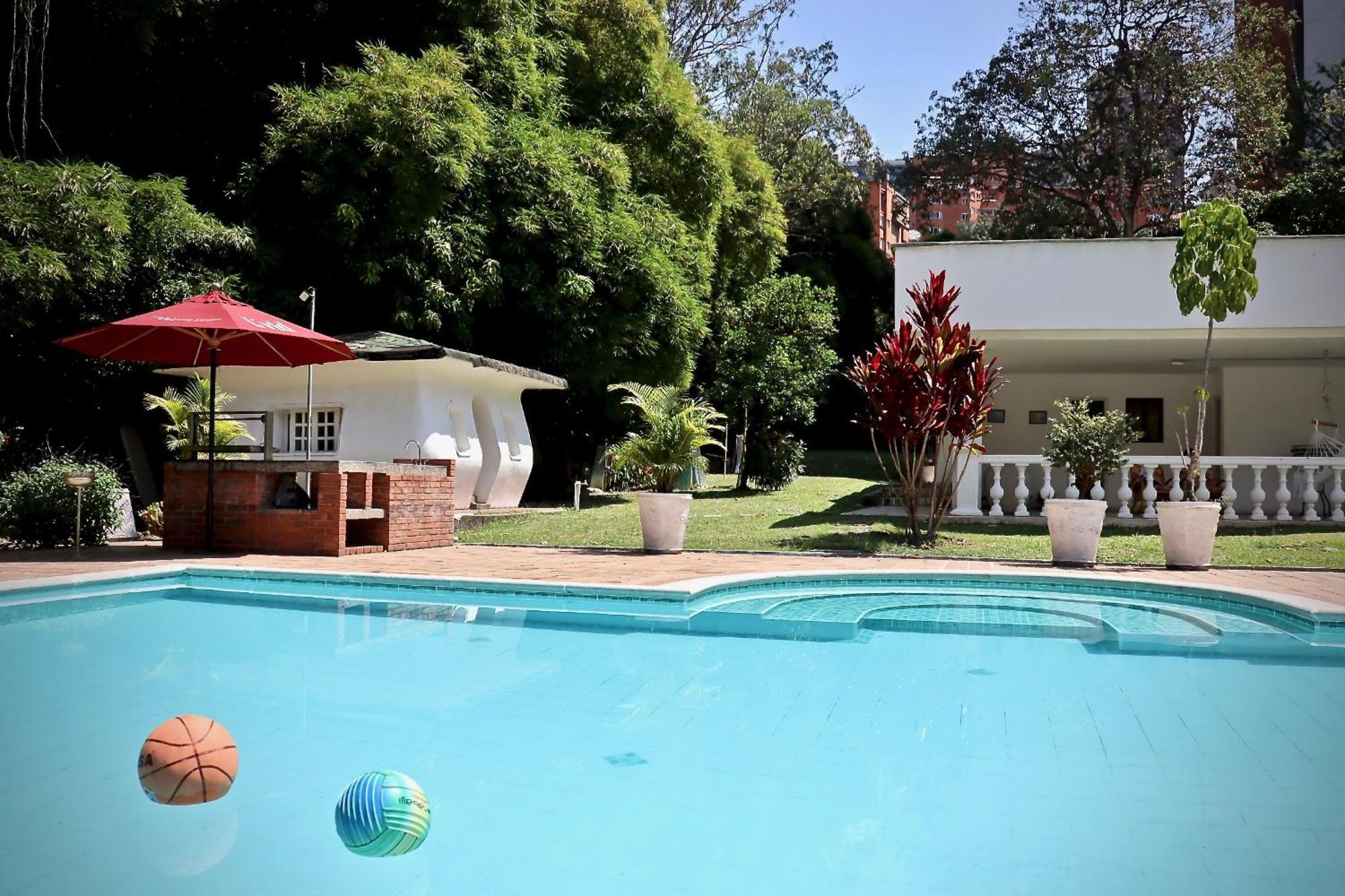 Casa Campestre En Poblado Сasa de vacaciones Medellín