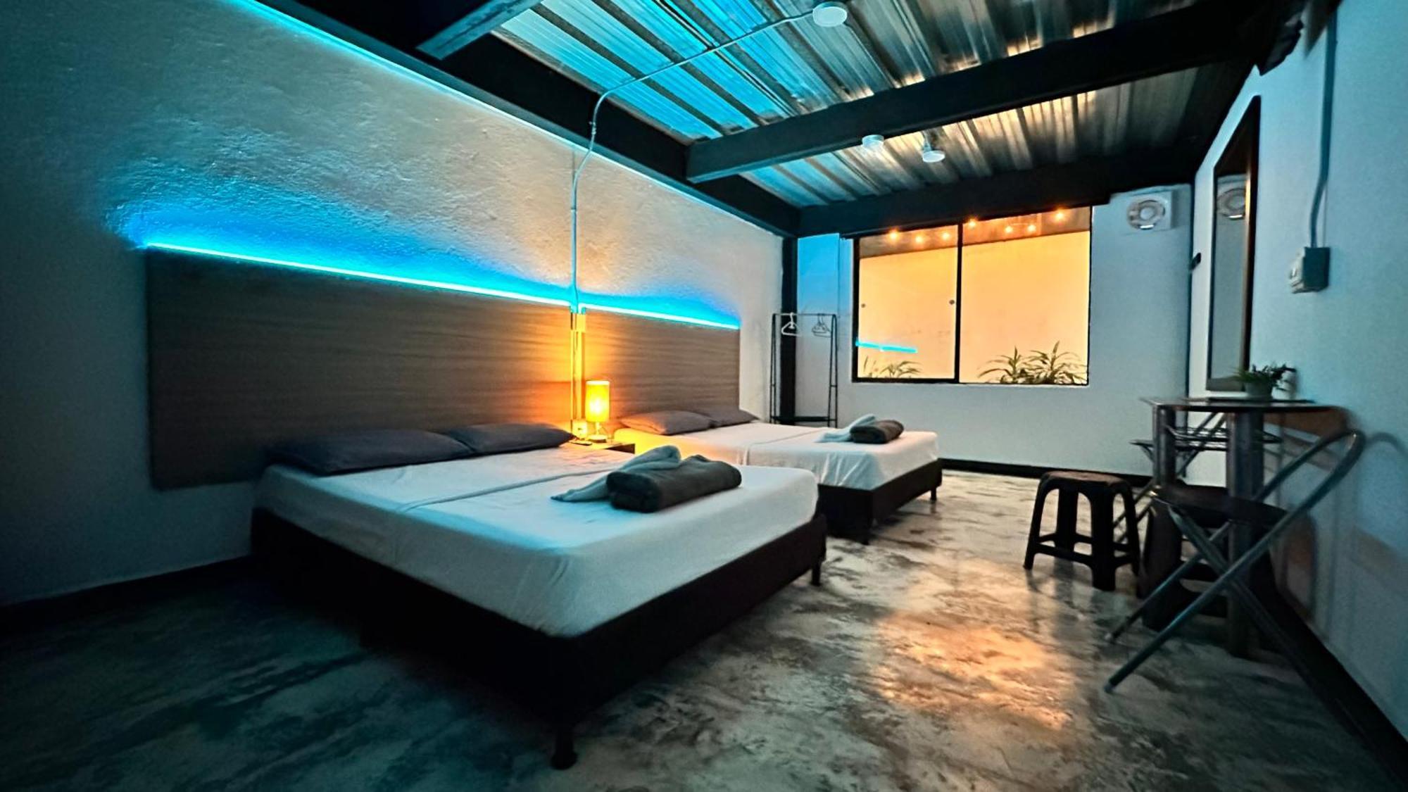Loft Entero Full Dotado, 4 Personas * Medellín