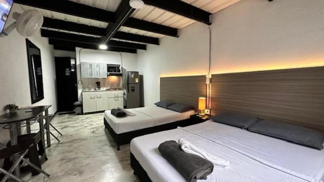 Loft Entero Full Dotado, 4 Personas Apartamento *