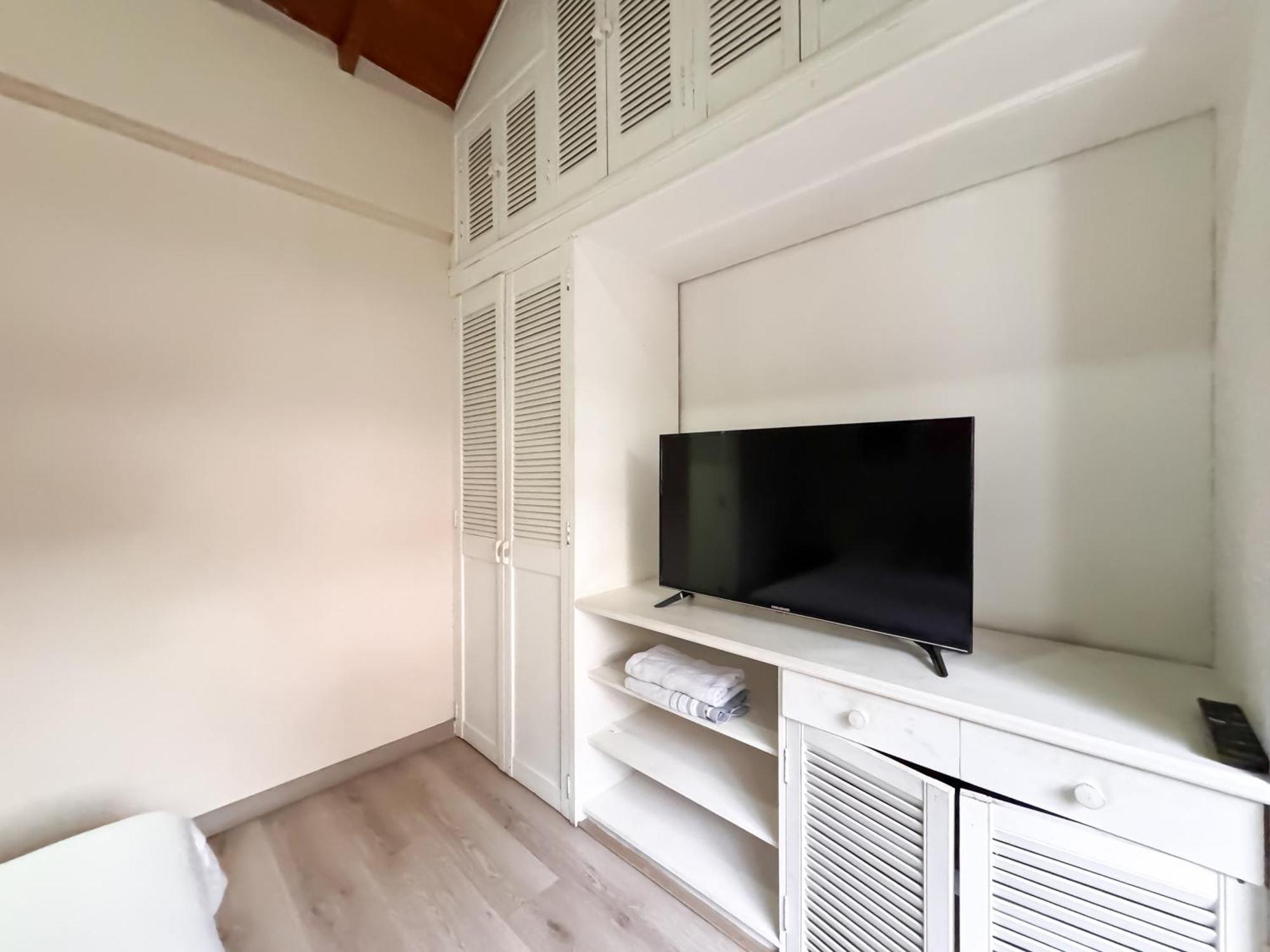 Apartamento En Cerca A Provenza - M203 By Roots
