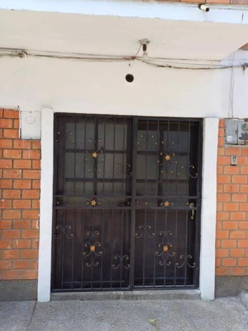 Espectacular Aparta Estudio Laureles * Medellín
