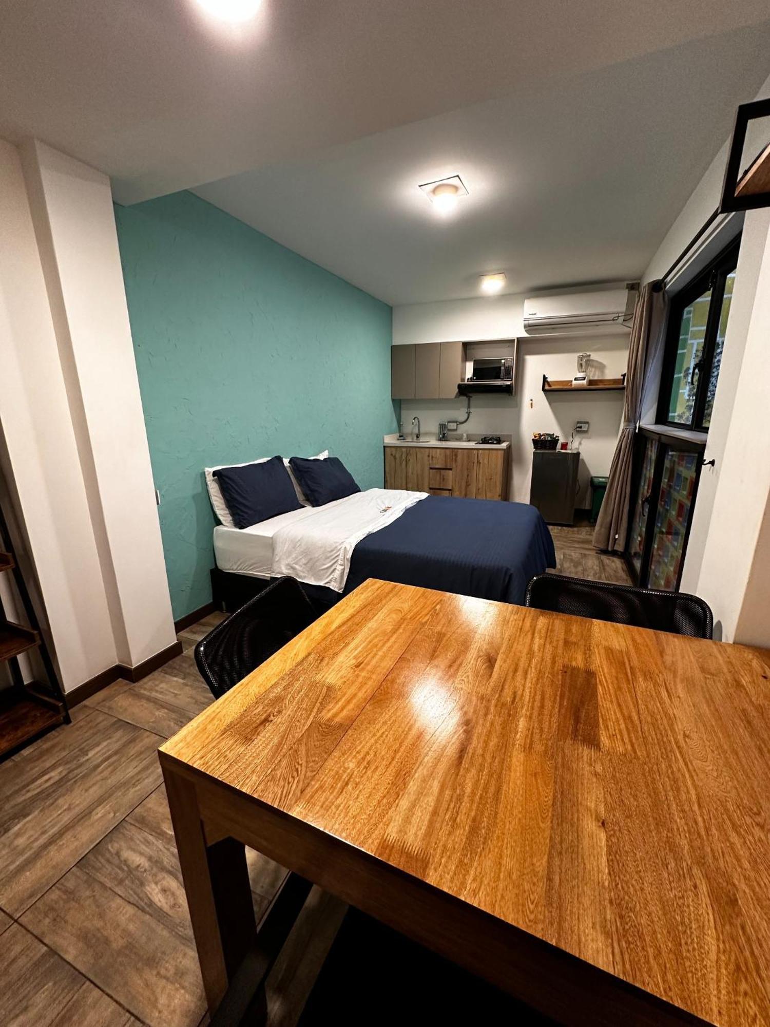 Colinkhouse Hotel *