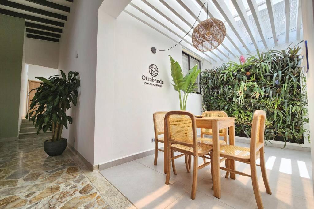 Casa Otrabanda - Preciosa Casa Completa Con Aire Y Parking * Medellín