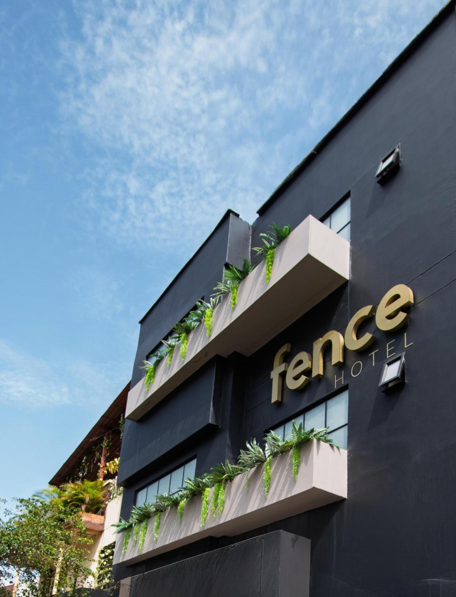 Fence By Bernalo Hotel 3*