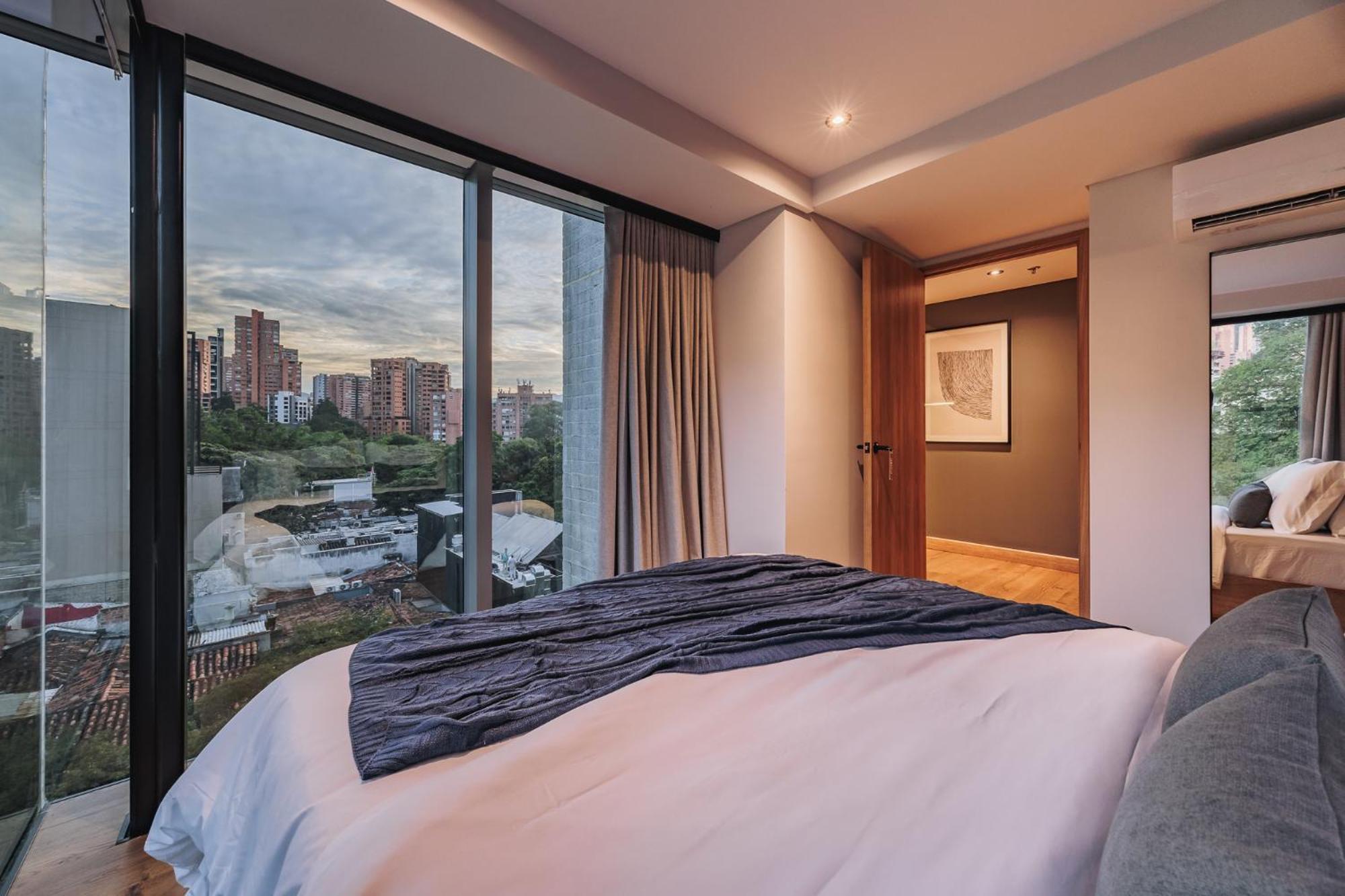 H10 - Provenza * Medellín