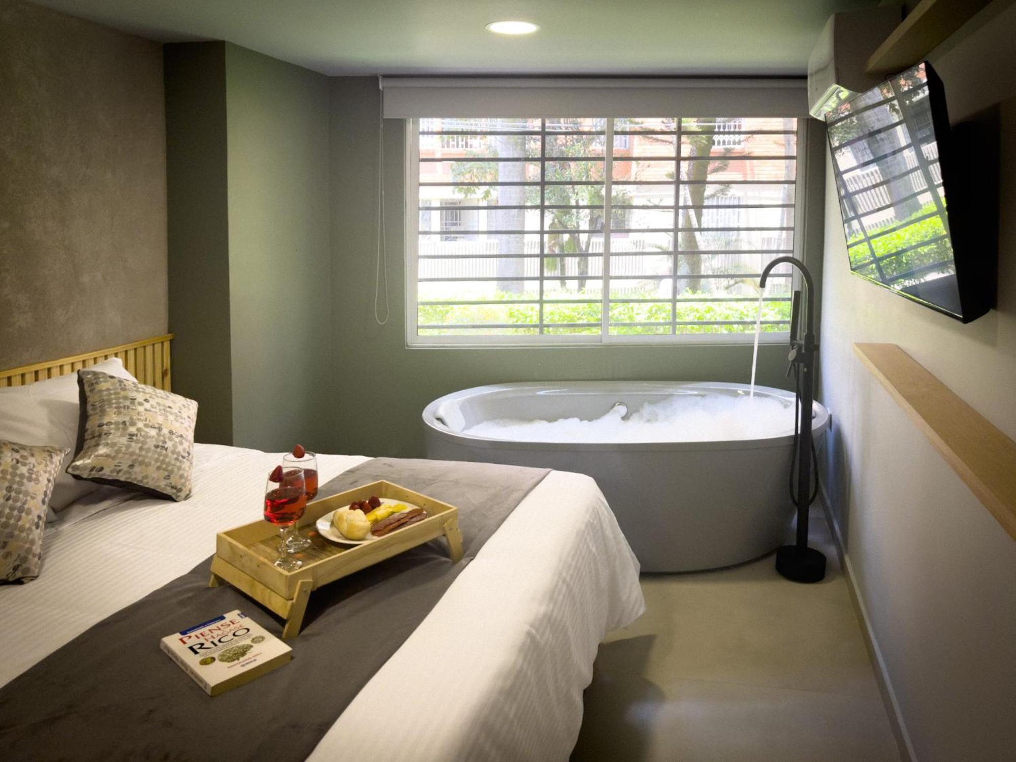 Apartamento Elegante Loft En Con Banera Y Aire 1-01