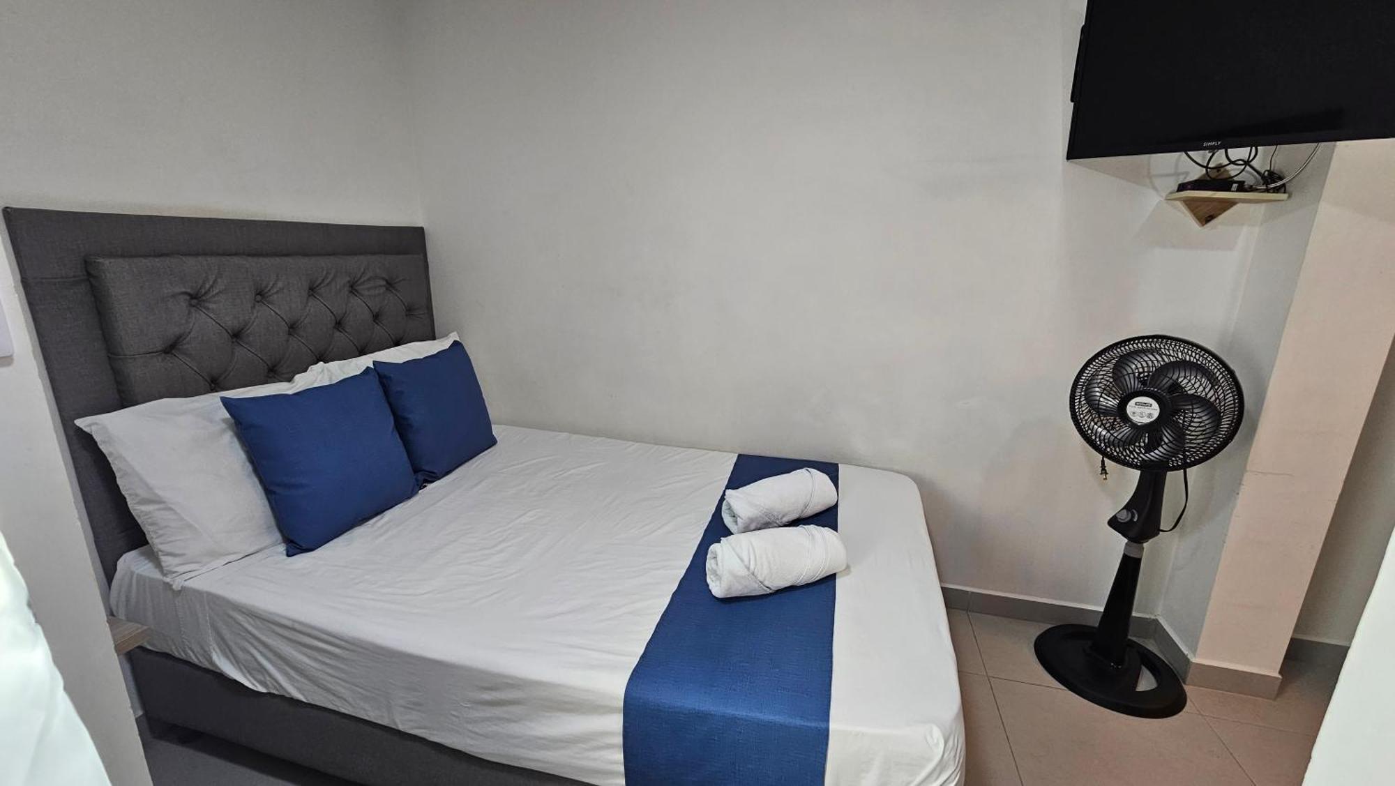 Casa De Huespedes Campo Valdes Medellín
