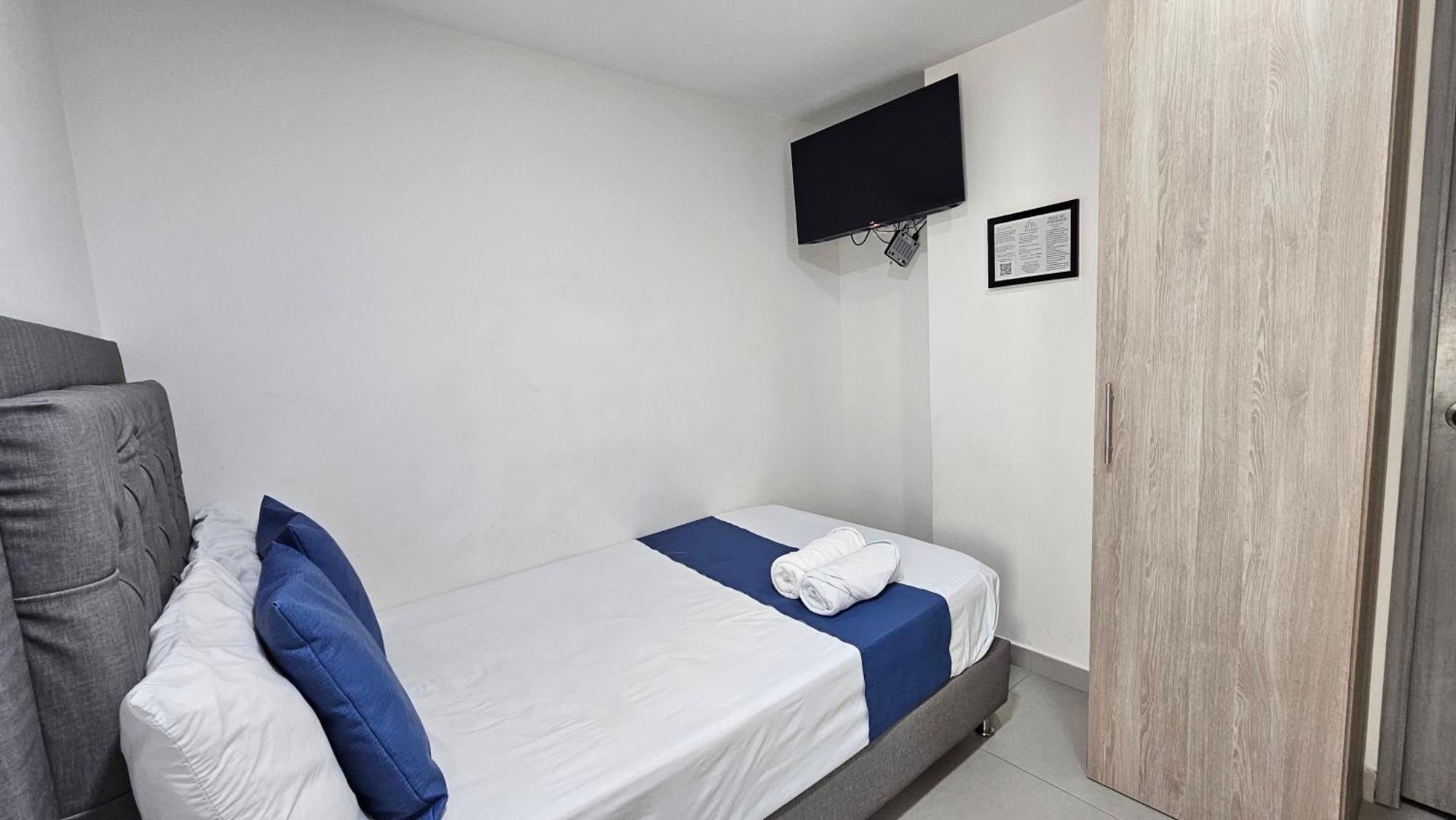 Pensión Casa De Huespedes Campo Valdes Medellín