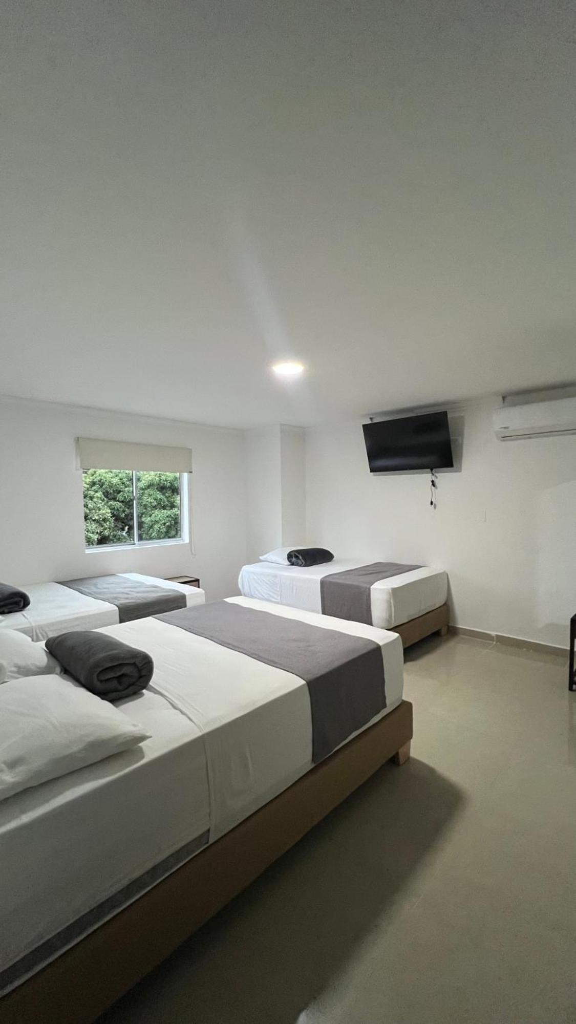 Hotel 66