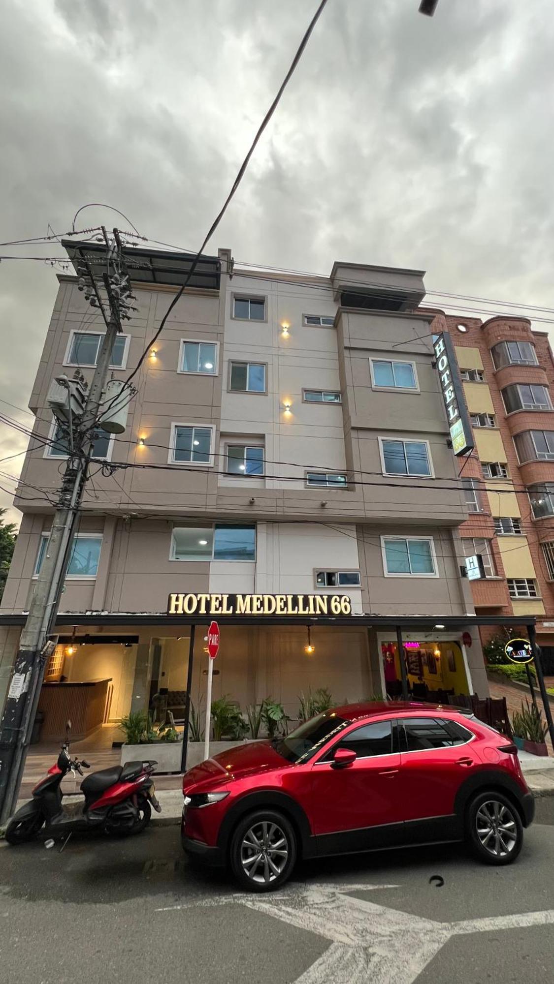 66 3* Medellín