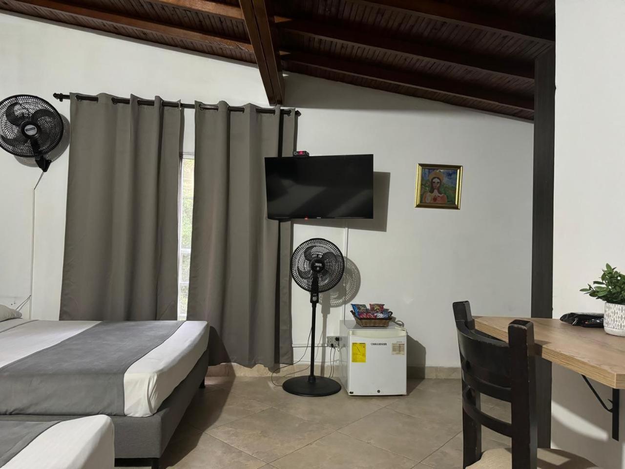 Gemas San Joaquin 1 Hotel