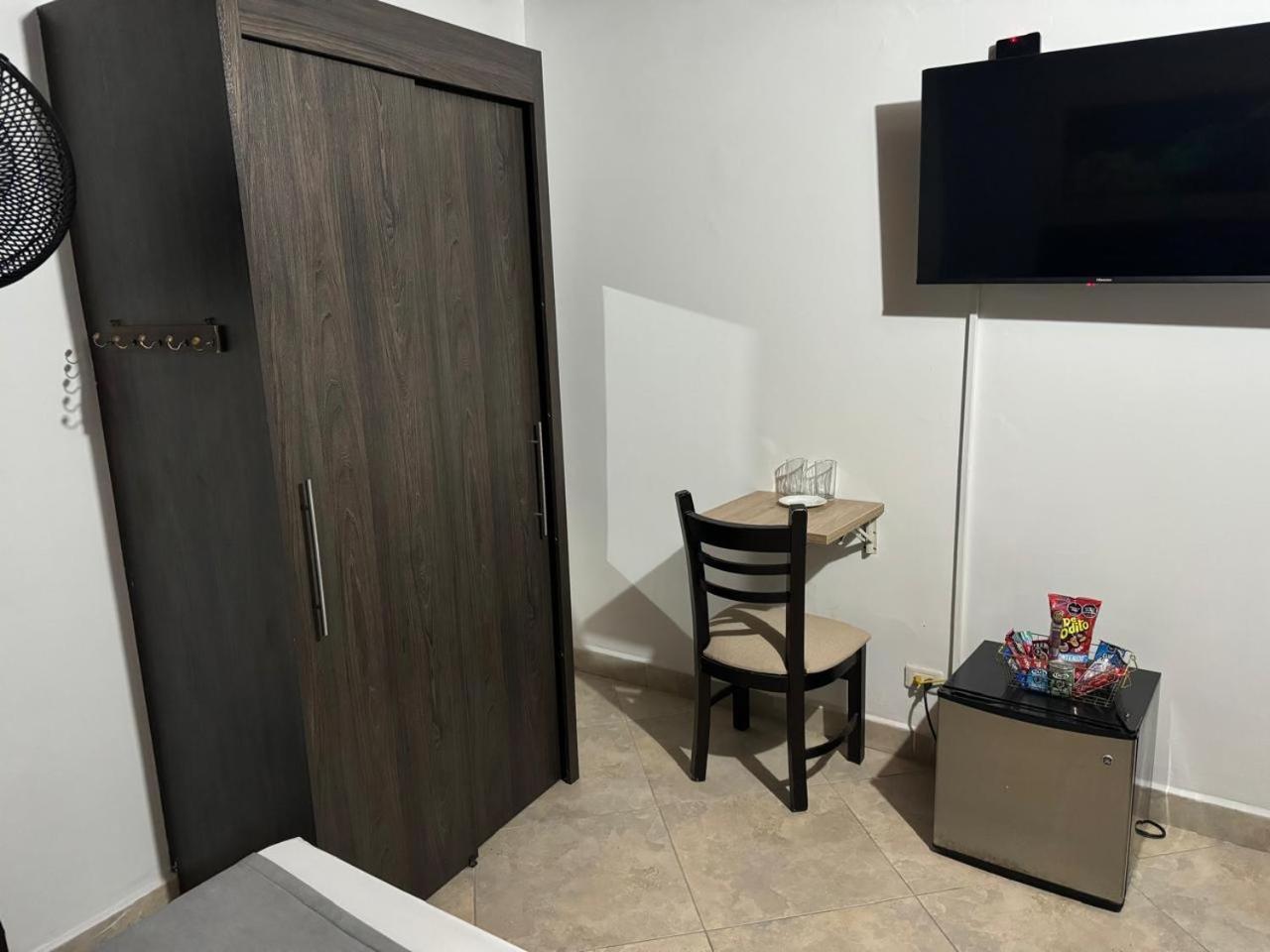 Gemas San Joaquin 1 Hotel 3*