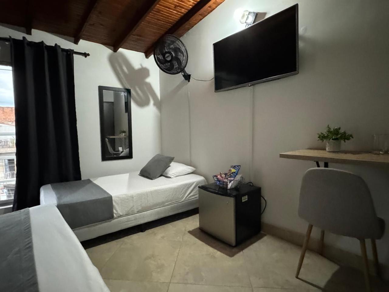 Hotel Gemas San Joaquin 1 3*