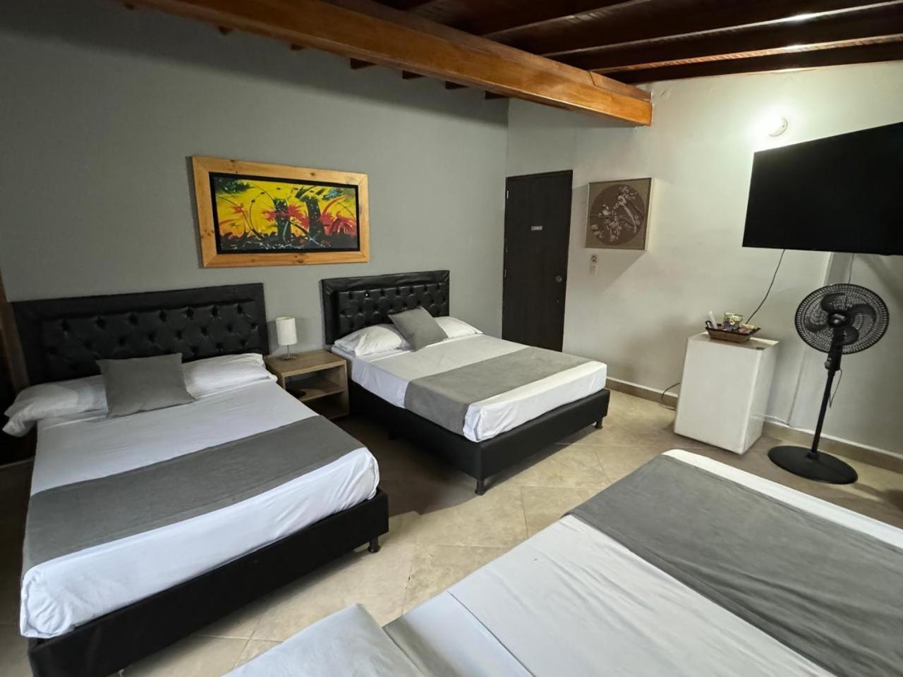 Gemas San Joaquin 1 Hotel 3*