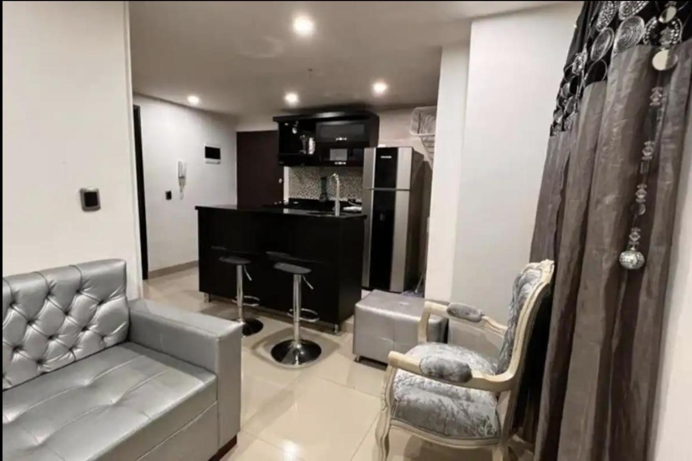 Apartamento Apto Cerca A Plaza Mayor Medellín
