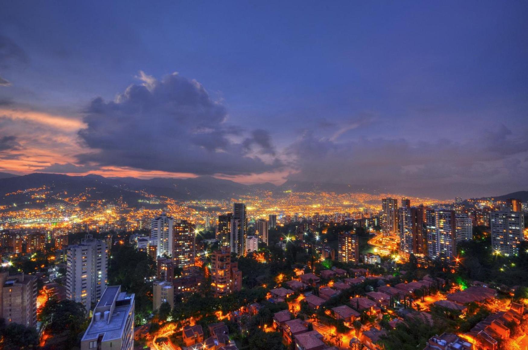 Hotel The Charlee Medellín