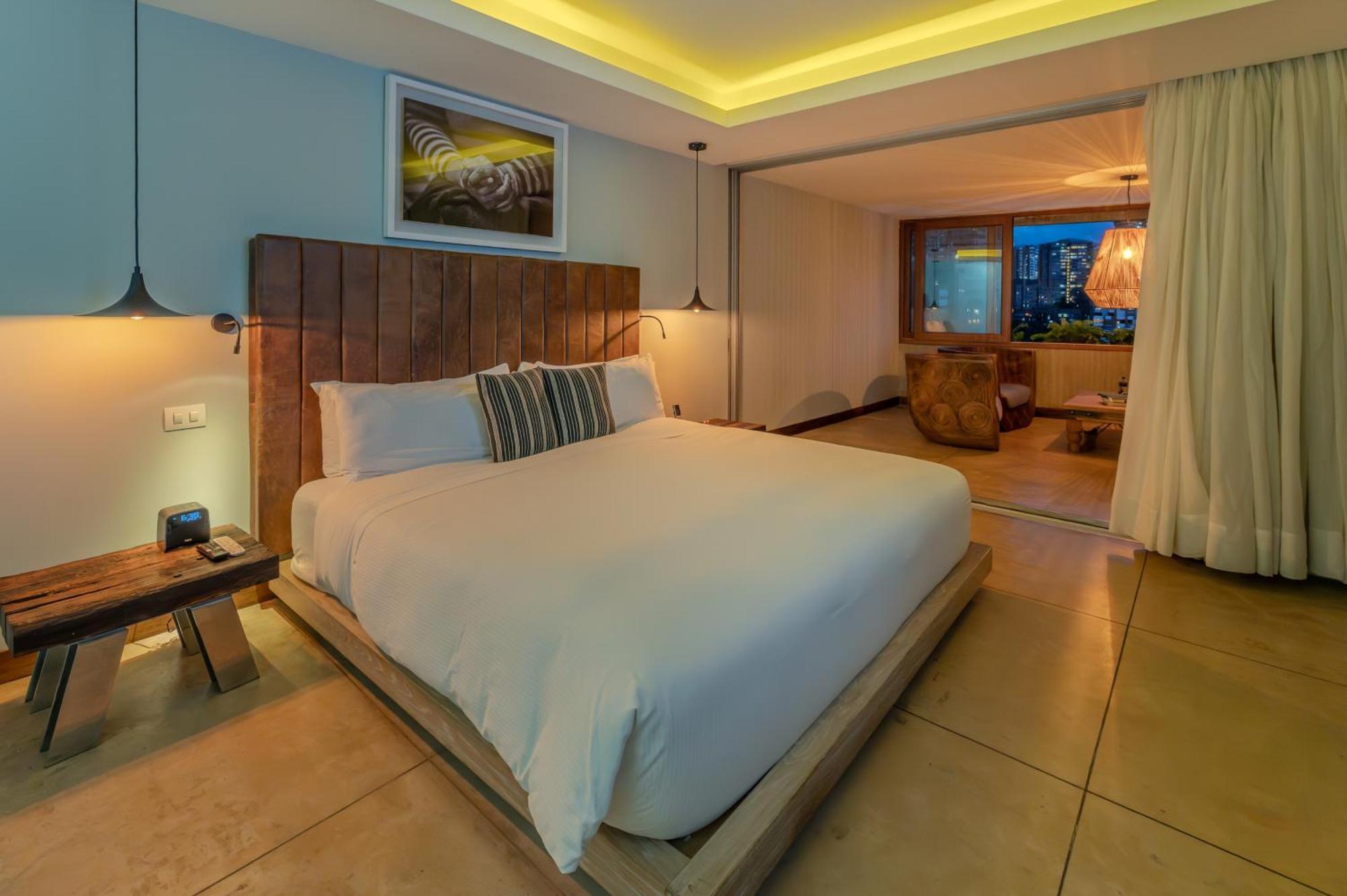 Hotel The Charlee 5*