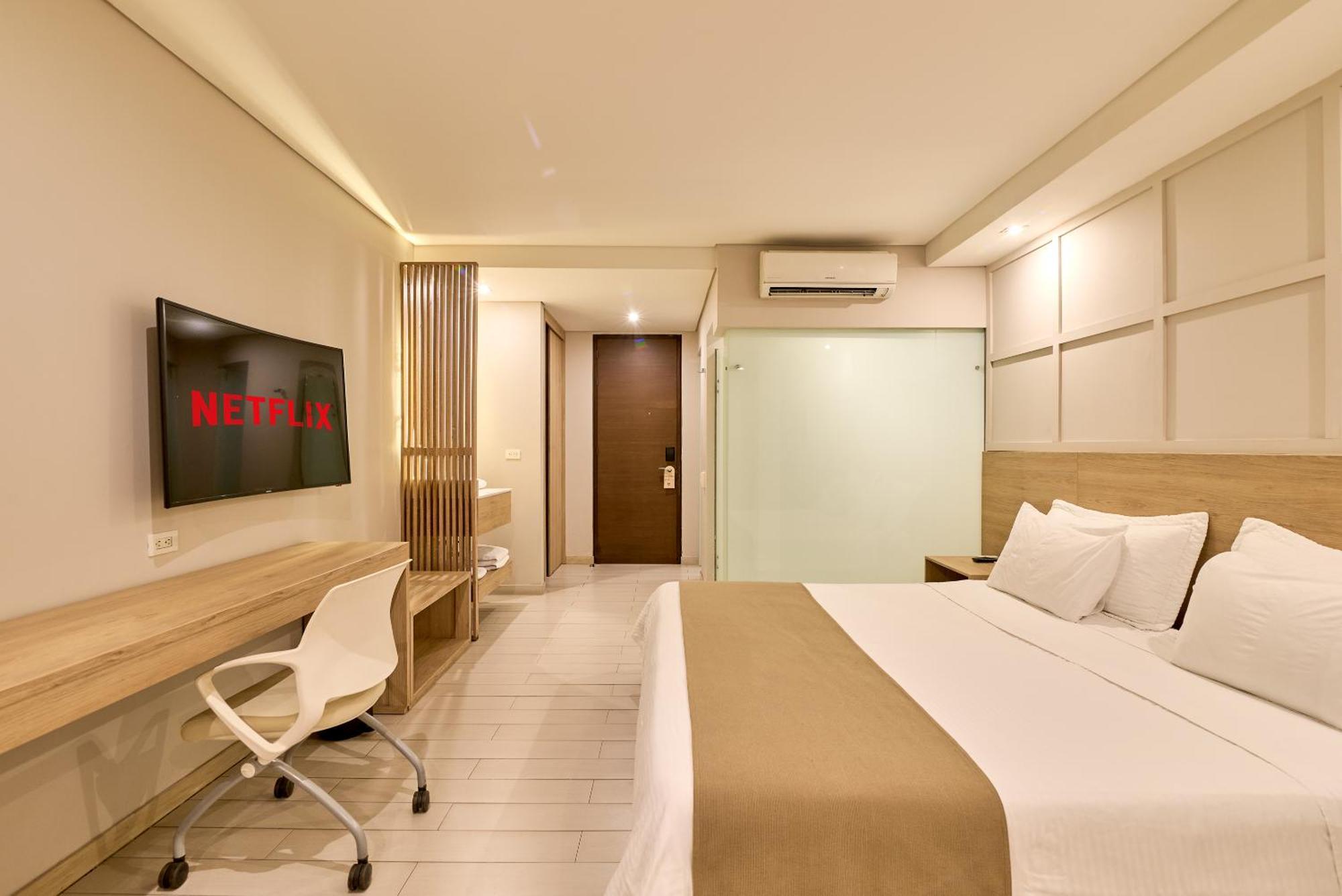 Hotel Dix 4*