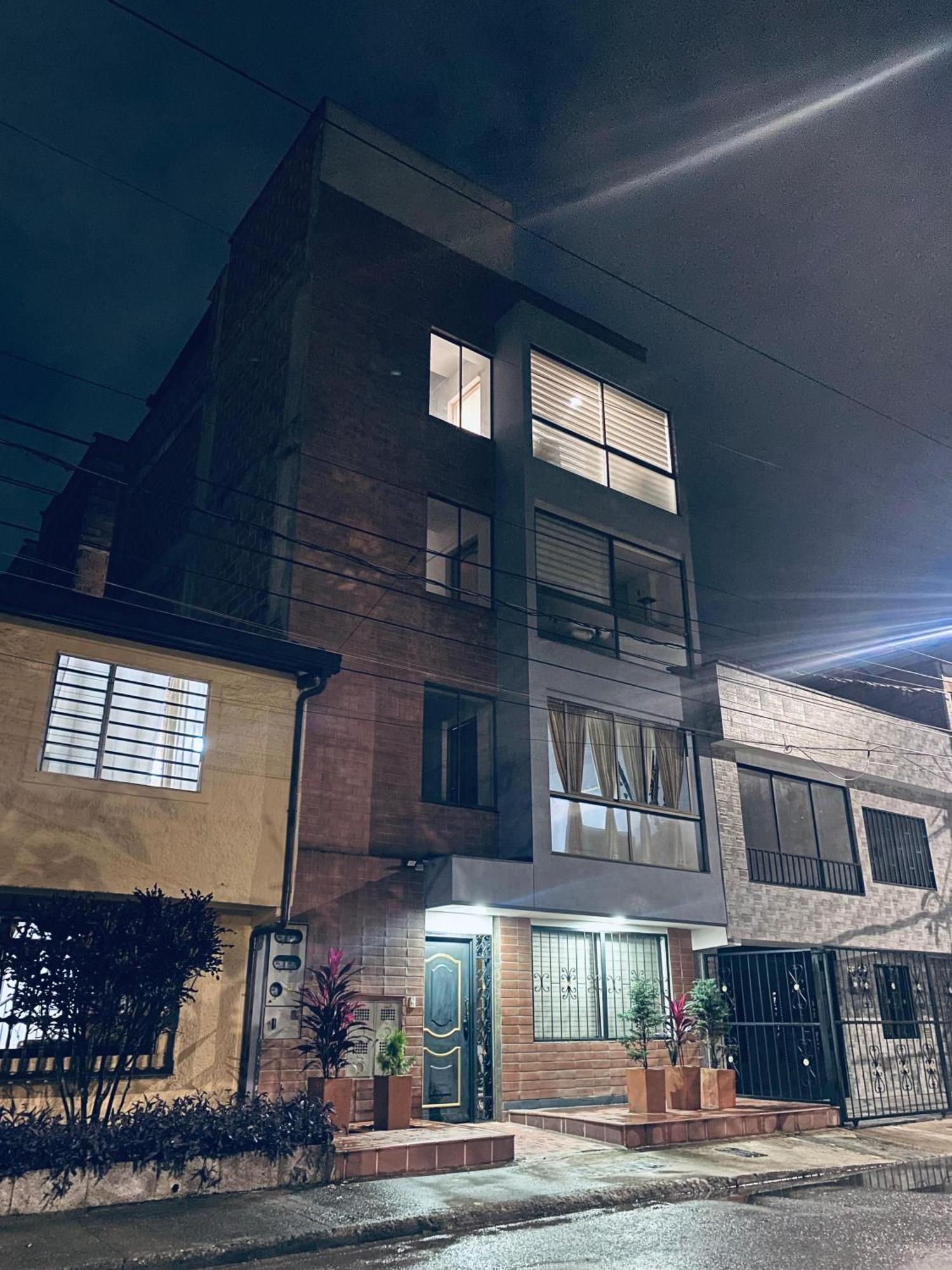 Apartamento Parque Provenza And Lleras Minutes Away Medellín