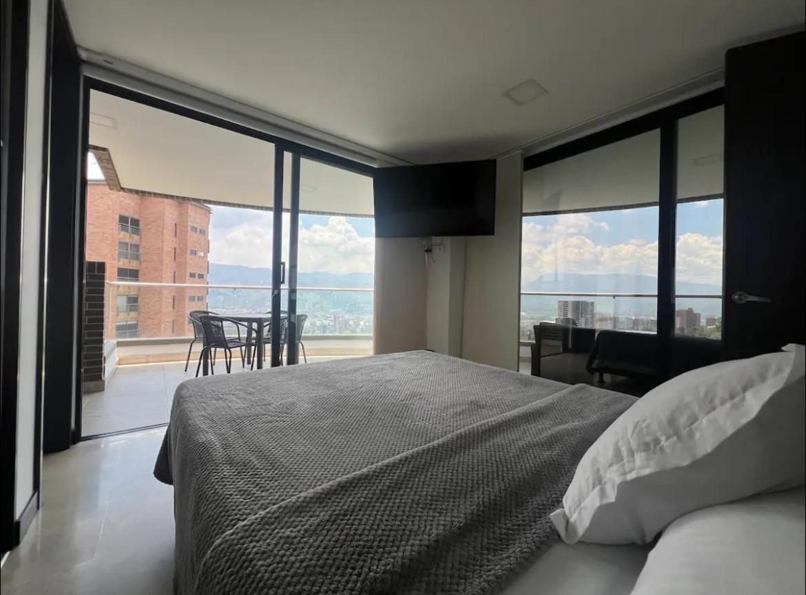 Modern Units Poblado With Stunning View Apartamento