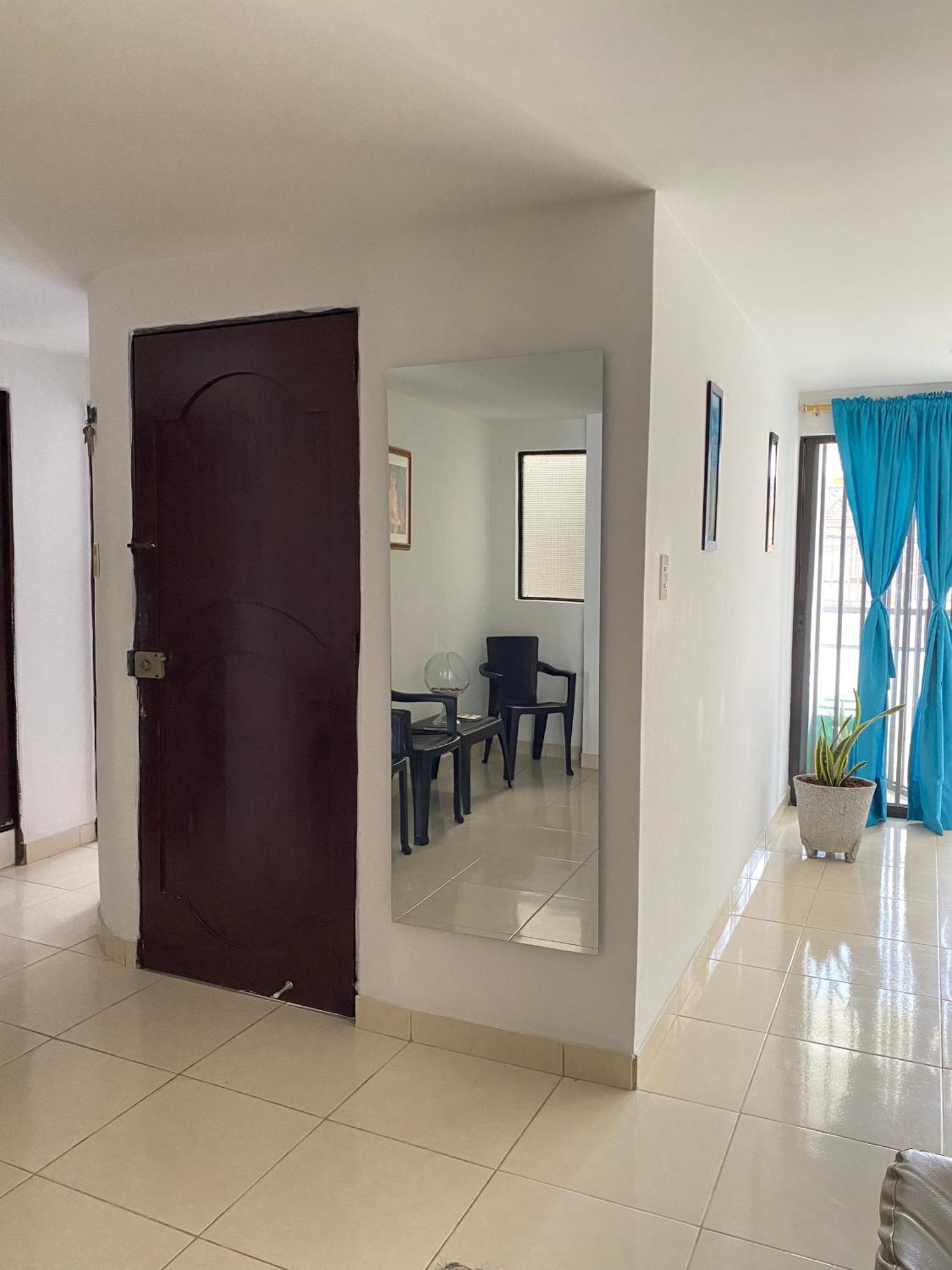 Apartamento Hermoso Cerca Al Poblado