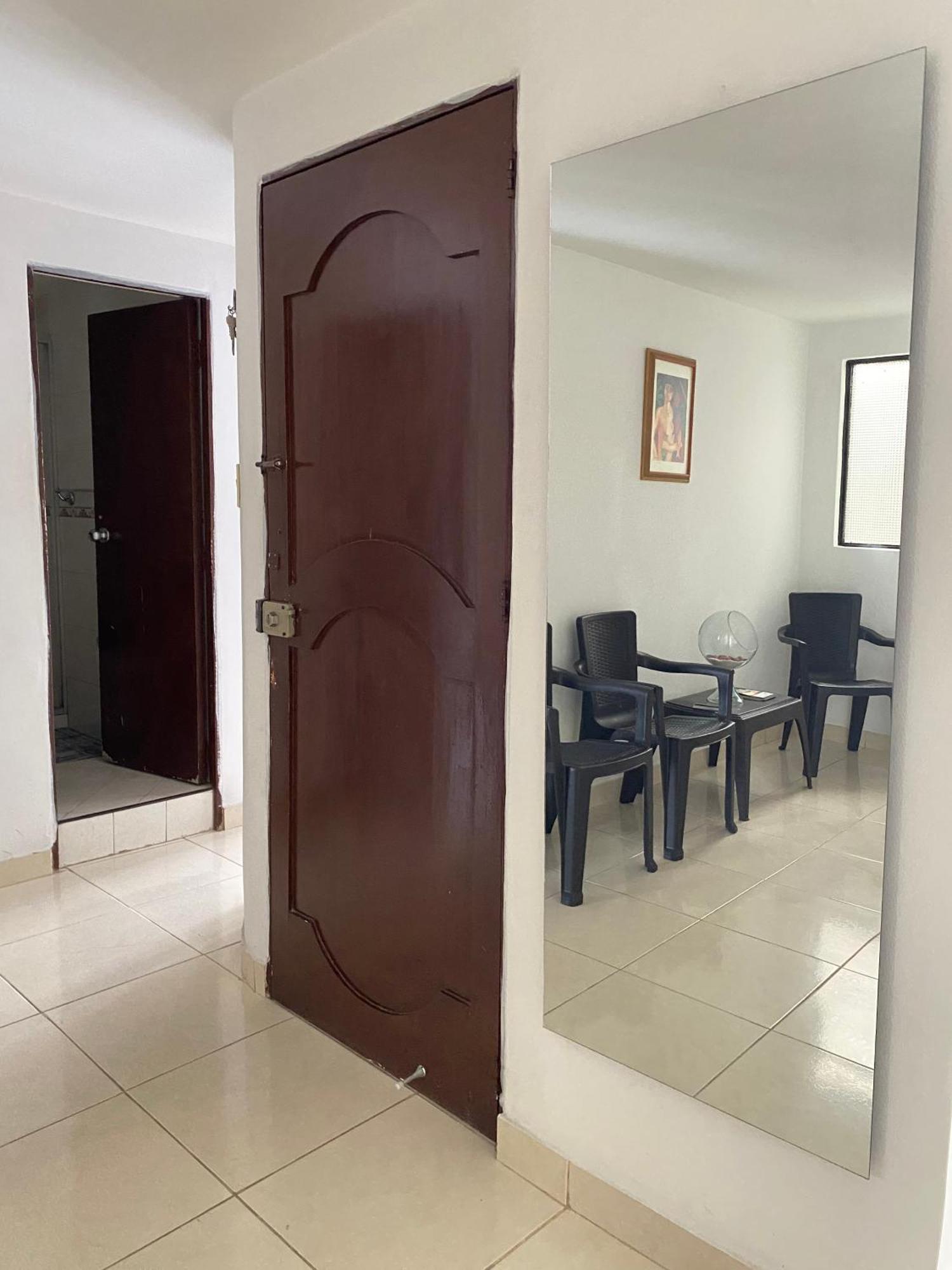 Hermoso Cerca Al Poblado Apartamento Medellín