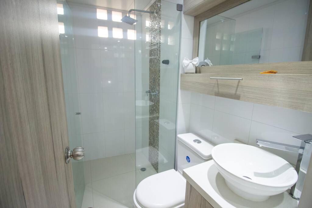 Apartamento Con Balcon Y Parqueadero 810 *