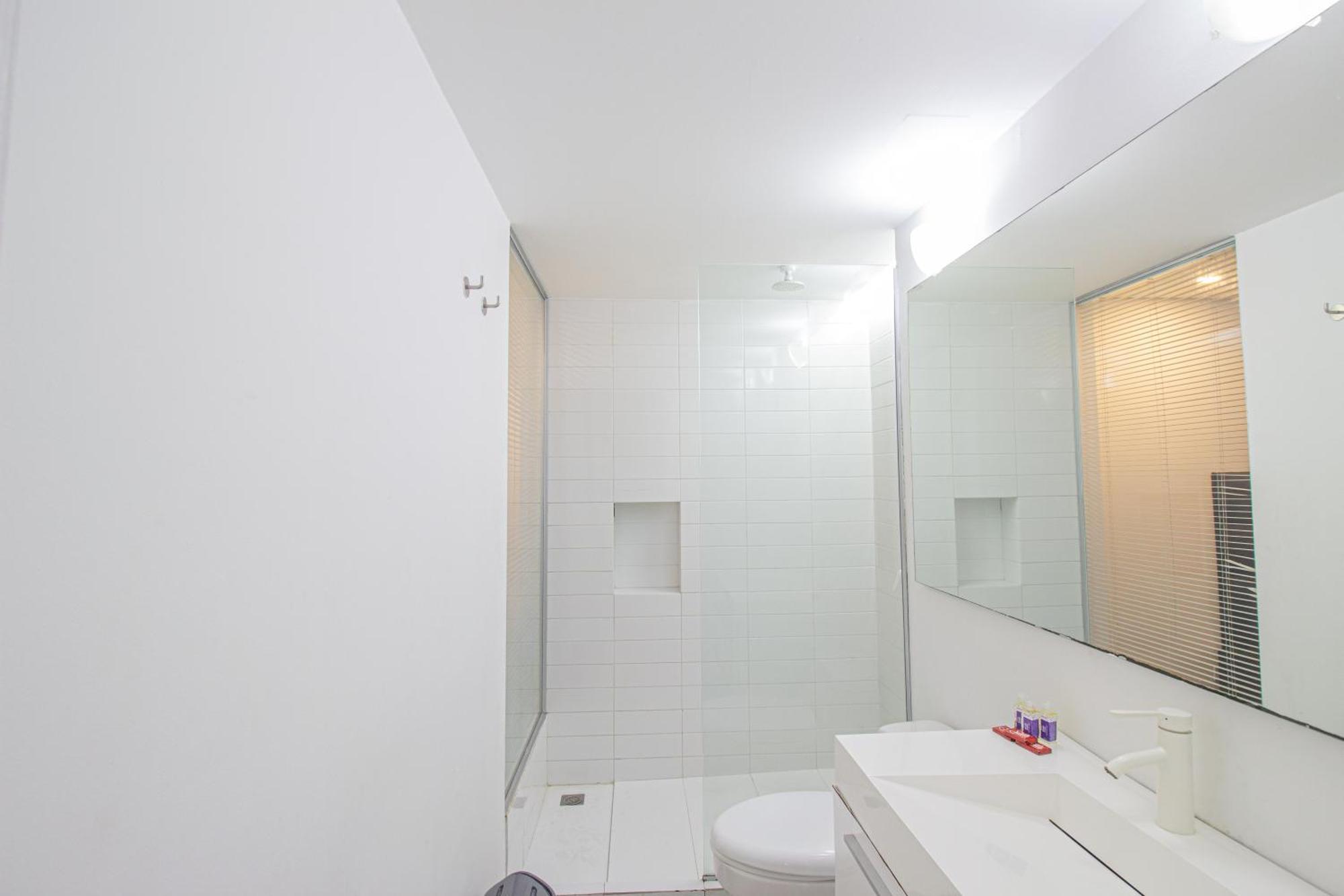 Amplio Con Terraza Y Parking 102