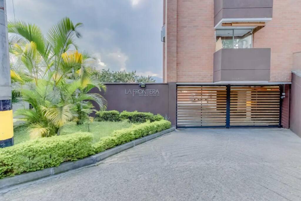 Amplio Con Terraza Y Parking 102 Apartamento Medellín