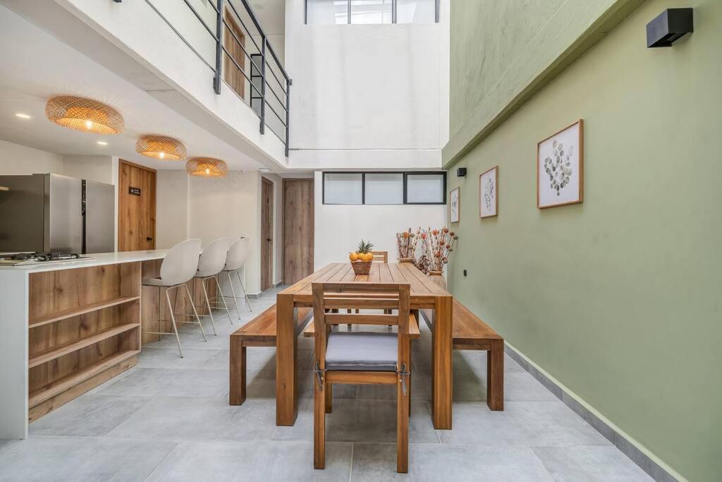 Nowa Provenza 3-story With Pool & Rooftop