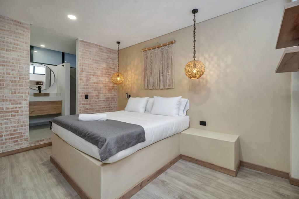 Villa Nowa Provenza 3-story With Pool & Rooftop