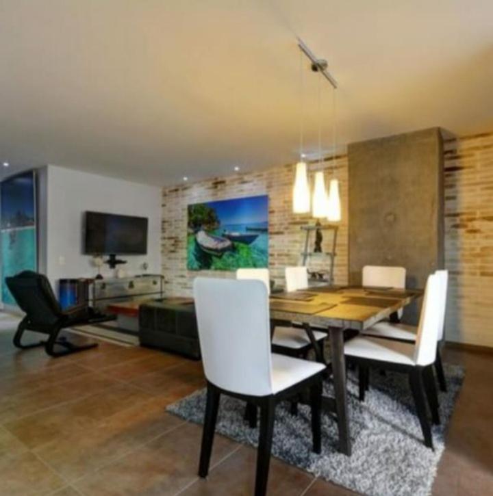Penthouses Each With Private Sky Bar & Jacuzzi In * Medellín