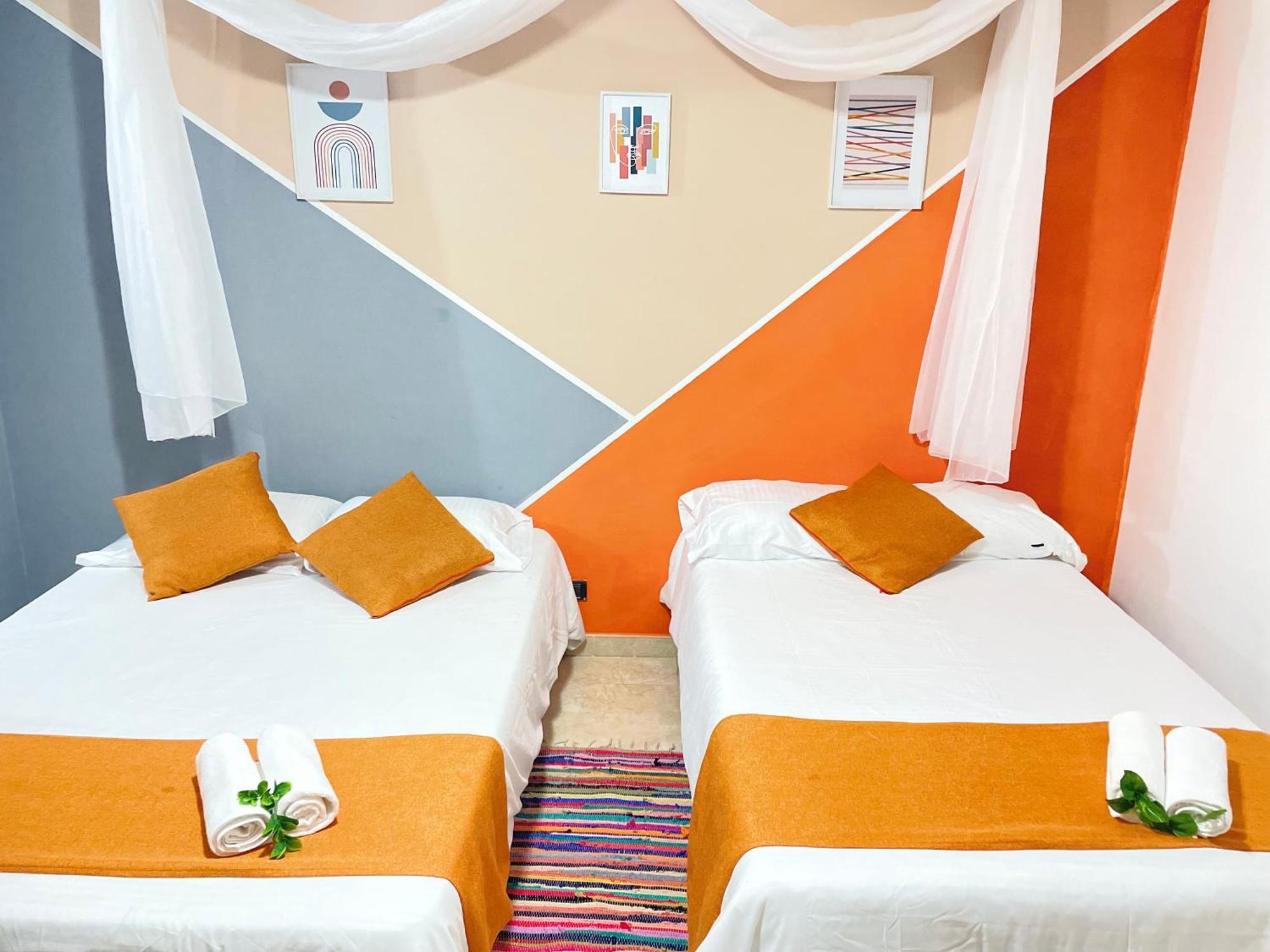 Habitación en casa particular Colors - Comodas Estadio Medellín