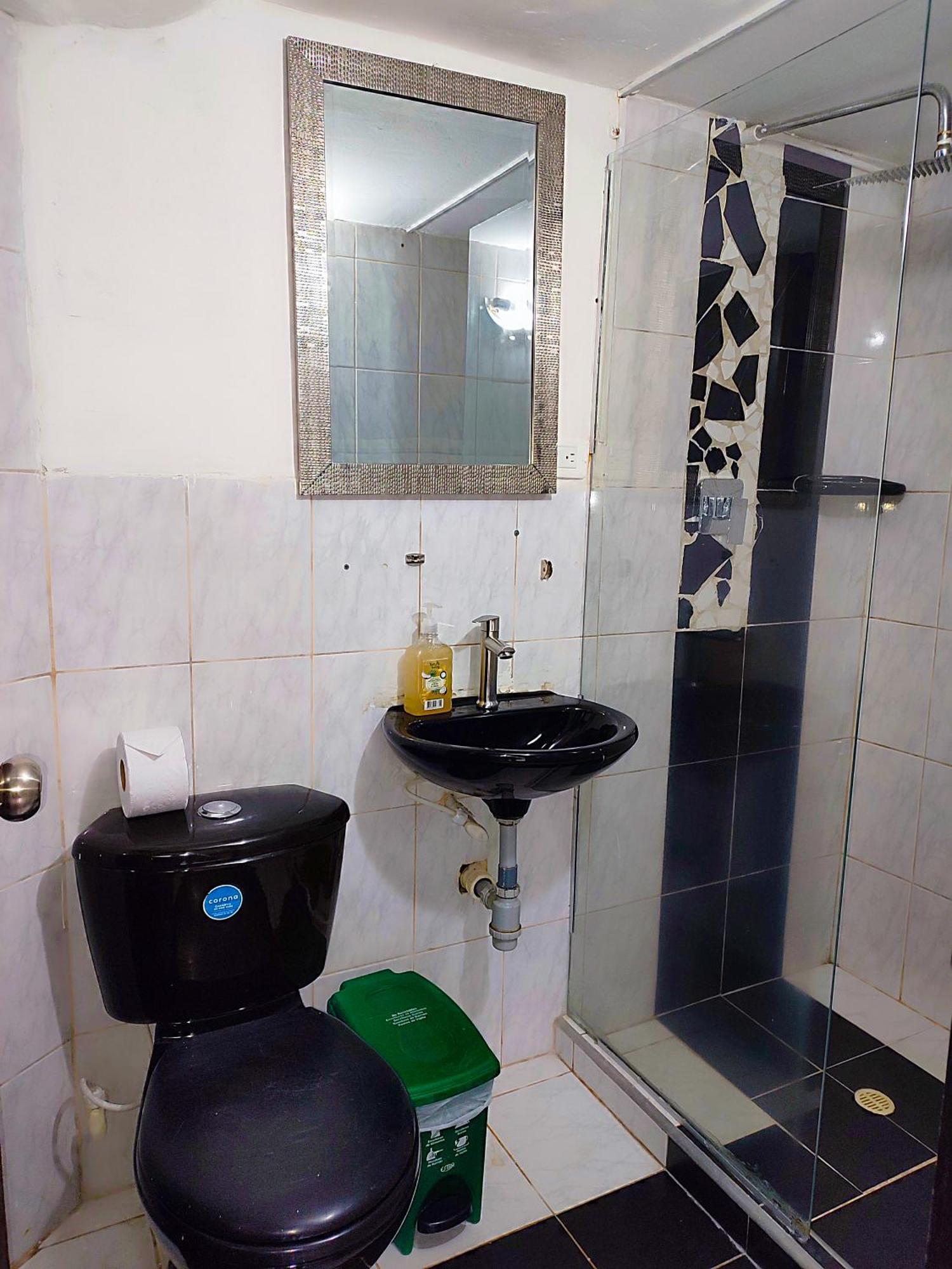 11 Bedroom-2 Floors Jacuzzi & Rooftop Pool At Poblado