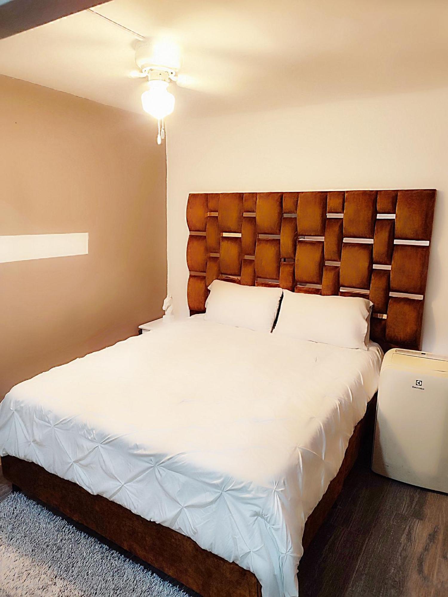 11 Bedroom-2 Floors Jacuzzi & Rooftop Pool At Poblado Apartamento